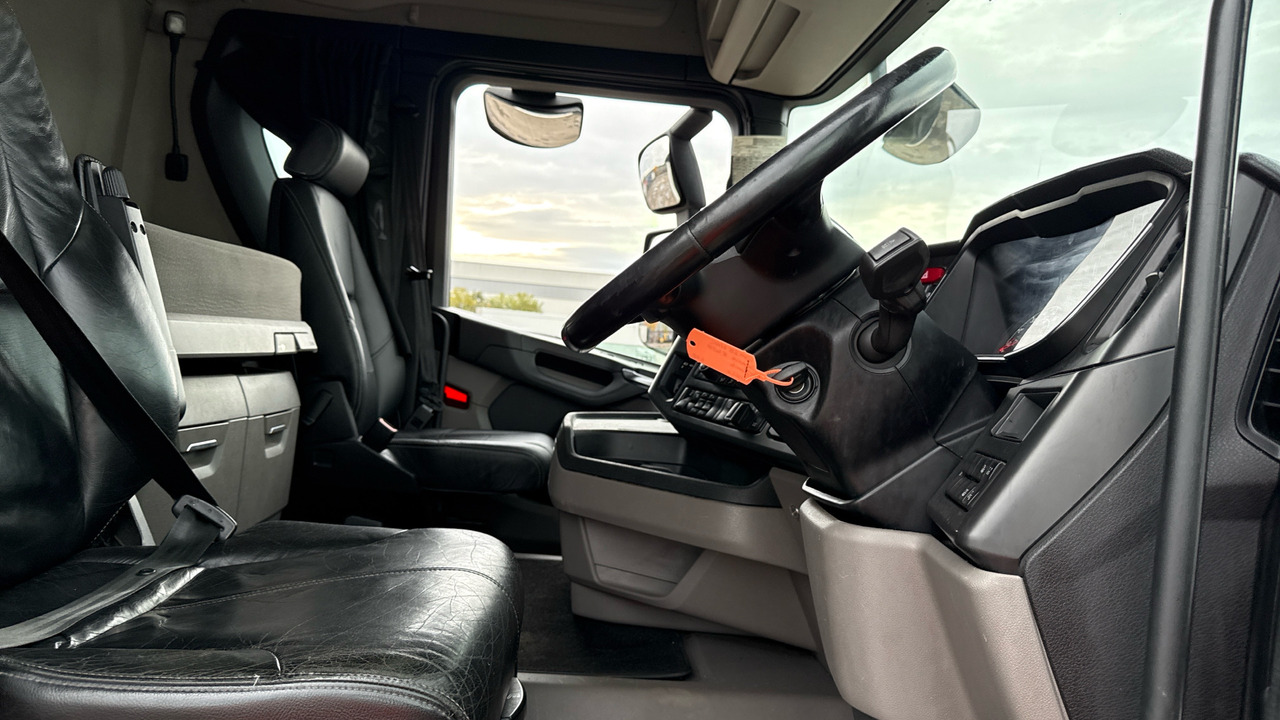 SCANIA R 450 - Tracteur routier: photos 5 SCANIA R 450 - Tracteur routier: photos 5