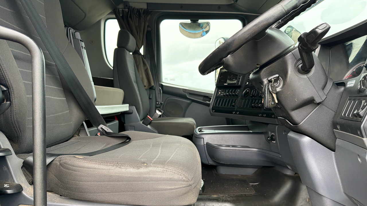 SCANIA R 450 - Tracteur routier: photos 5 SCANIA R 450 - Tracteur routier: photos 5