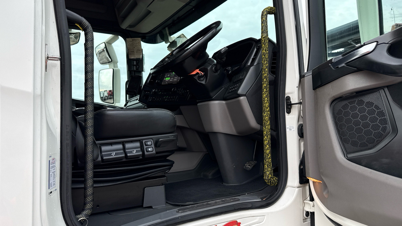 SCANIA R 560 - Tracteur routier: photos 5 SCANIA R 560 - Tracteur routier: photos 5