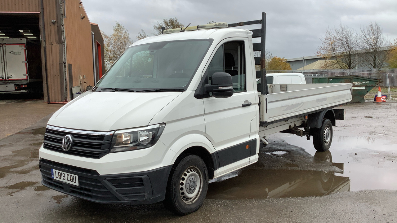 VOLKSWAGEN CRAFTER CR35 2.0 TDI 140PS STARTLINE - Fourgon plateau: photos 2 VOLKSWAGEN CRAFTER CR35 2.0 TDI 140PS STARTLINE - Fourgon plateau: photos 2