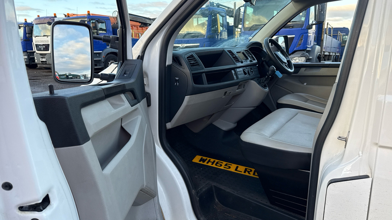 Fourgon plateau VOLKSWAGEN TRANSPORTER T30 2.0 TDI BMT 140PS: photos 10