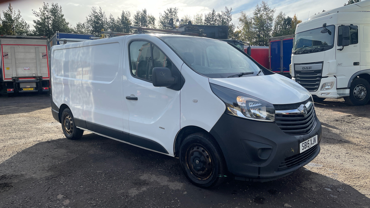 Vauxhall Vivaro 2900 1.6 CDTI 120PS - Fourgonnette: photos 1 Vauxhall Vivaro 2900 1.6 CDTI 120PS - Fourgonnette: photos 1