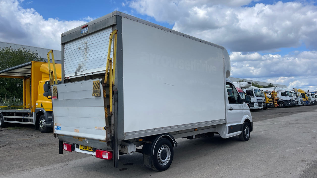Volkswagen Crafter CR35 2.0 TDI 140PS STARTLINE - Fourgon grand volume: photos 4 Volkswagen Crafter CR35 2.0 TDI 140PS STARTLINE - Fourgon grand volume: photos 4