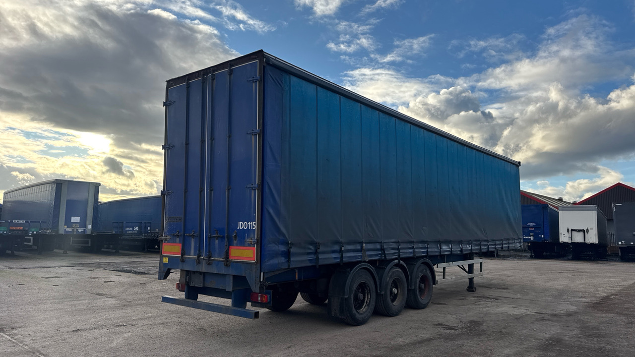 WILSON CURTAINSIDE - Semi-remorque rideaux coulissants: photos 5 WILSON CURTAINSIDE - Semi-remorque rideaux coulissants: photos 5