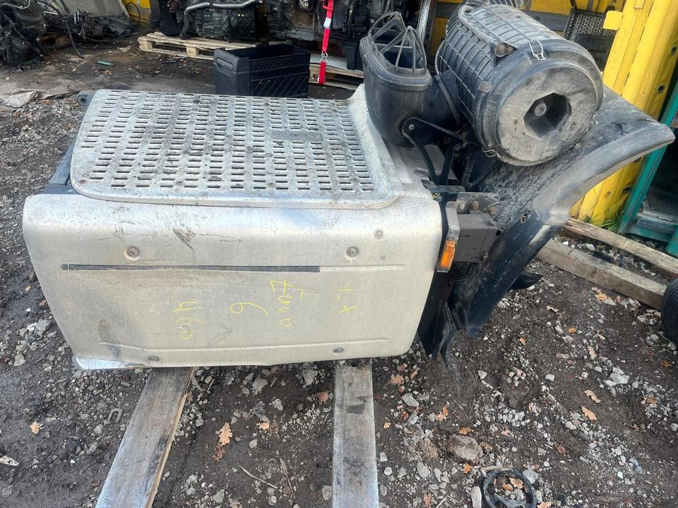 DAF XF 460 EU6 Auspuff Katalysator 1940705 - Système d'échappement pour Camion: photos 1 DAF XF 460 EU6 Auspuff Katalysator 1940705 - Système d'échappement pour Camion: photos 1