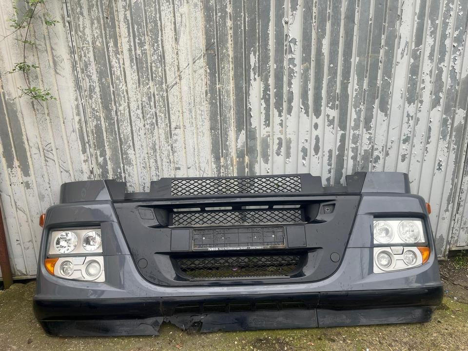 IVECO Stralis 450 Stoßstange - Pare-chocs pour Camion: photos 1 IVECO Stralis 450 Stoßstange - Pare-chocs pour Camion: photos 1