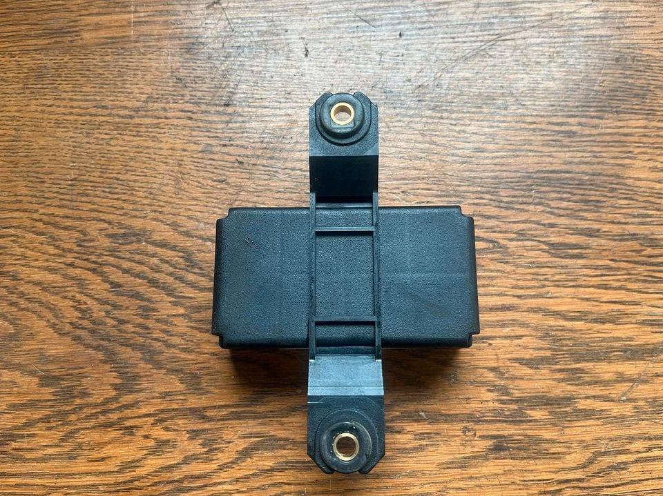 IVECO Stralis 450 Zentralverrieglung Steuergerät 504111498 - Bloc de gestion pour Camion: photos 3 IVECO Stralis 450 Zentralverrieglung Steuergerät 504111498 - Bloc de gestion pour Camion: photos 3