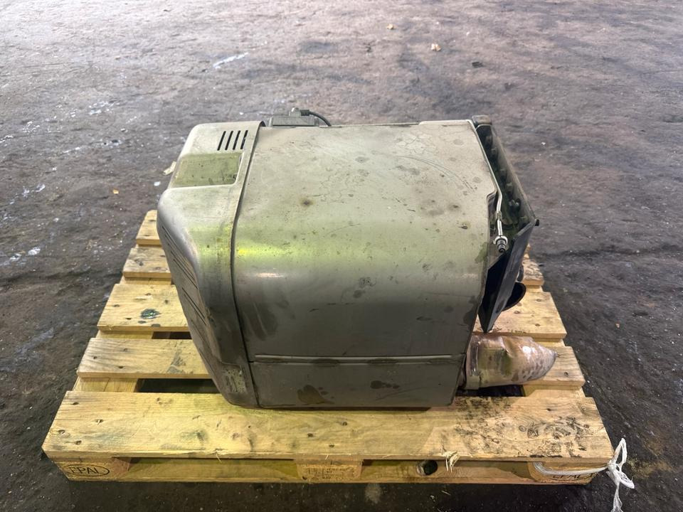 MAN TGL EU6 Auspuff Katalysator 81.15101-0490 - Système d'échappement pour Camion: photos 4 MAN TGL EU6 Auspuff Katalysator 81.15101-0490 - Système d'échappement pour Camion: photos 4