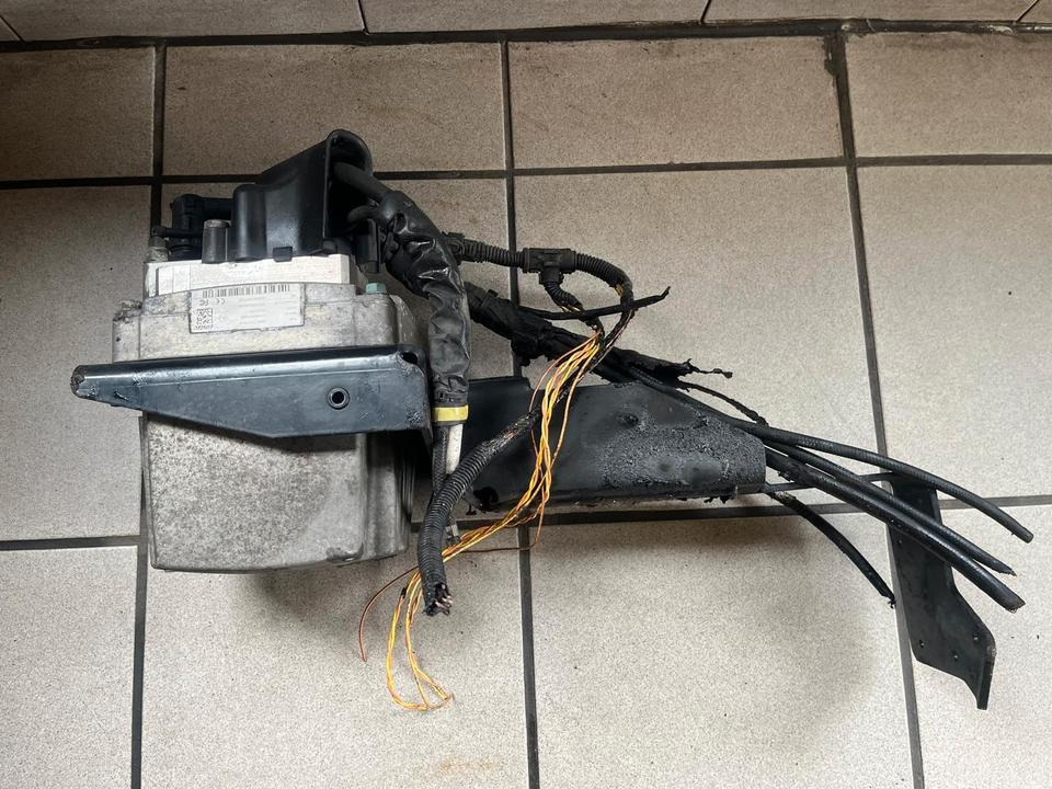 MAN TGL TGM TGX EU6 AdBlue Pumpe 81154036134000 - AdBlue réservoir pour Camion: photos 4 MAN TGL TGM TGX EU6 AdBlue Pumpe 81154036134000 - AdBlue réservoir pour Camion: photos 4