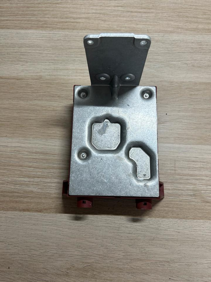 MAN Travo Transformator Konverter Spannungswandler 81.25907.0326 - Bloc de gestion pour Camion: photos 3 MAN Travo Transformator Konverter Spannungswandler 81.25907.0326 - Bloc de gestion pour Camion: photos 3