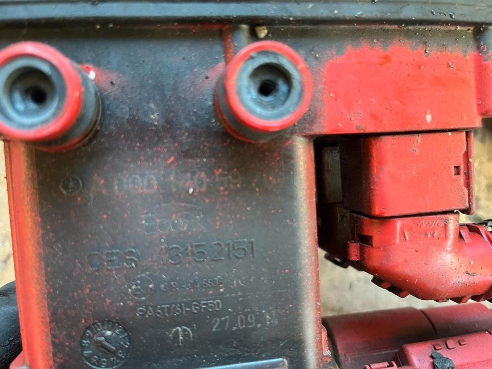 Mercedes Actros MP4 AdBlue Pumpe A0001405978 - Pompe à carburant pour Camion: photos 2 Mercedes Actros MP4 AdBlue Pumpe A0001405978 - Pompe à carburant pour Camion: photos 2