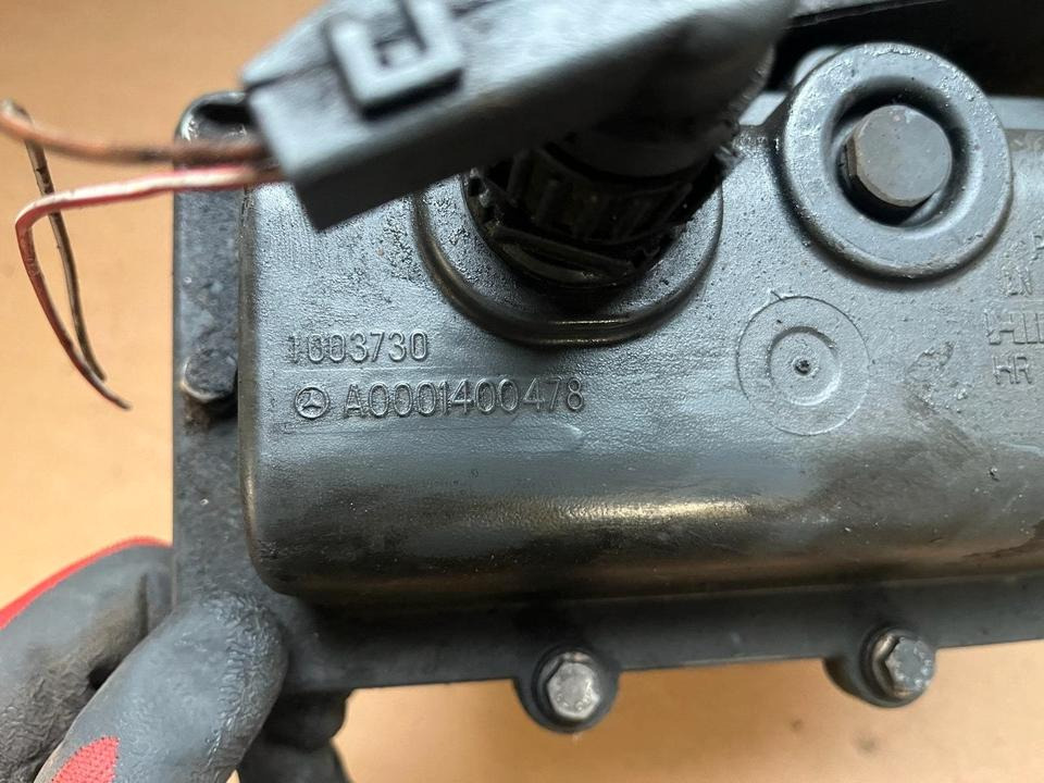 Mercedes-Benz Actros Atego EU4 EU5 AdBlue Pumpe A0001400478 - Pompe à carburant pour Camion: photos 2 Mercedes-Benz Actros Atego EU4 EU5 AdBlue Pumpe A0001400478 - Pompe à carburant pour Camion: photos 2
