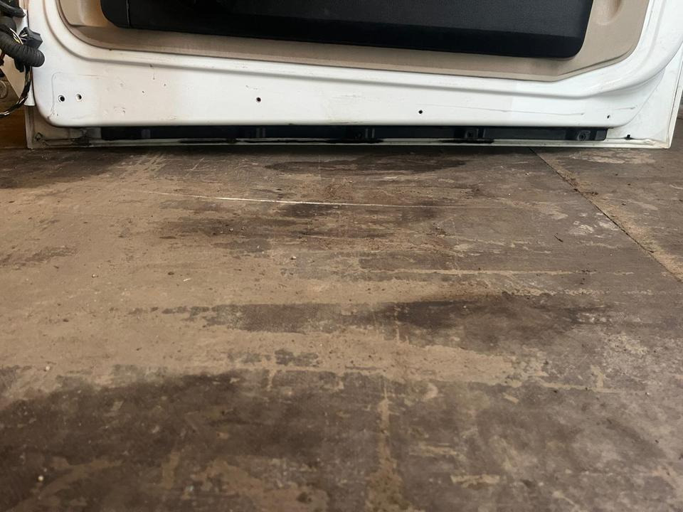 Pièces de rechange Actros MP4 Beifahrertür, Tür weiß, Spiegel Innenverkleidung TN012: photos 6 Pièces de rechange Actros MP4 Beifahrertür, Tür weiß, Spiegel Innenverkleidung TN012: photos 6