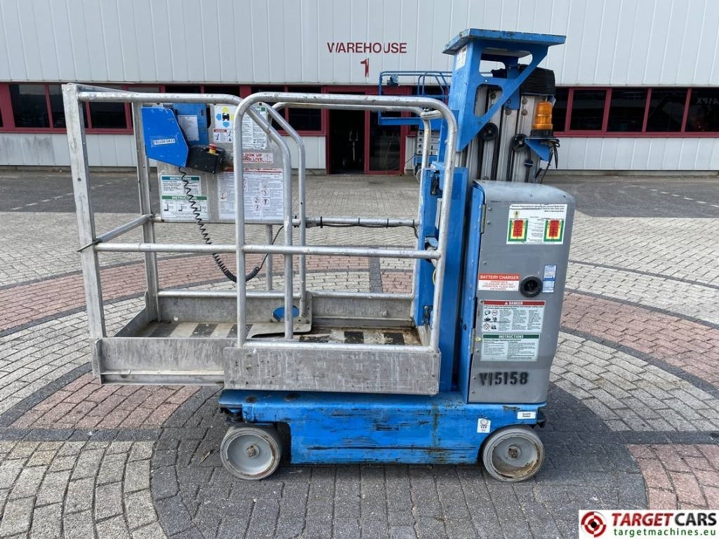 Genie GR-15 Runabout Electric Vertical Mast Lift 652cm - Nacelle à mât vertical: photos 5 Genie GR-15 Runabout Electric Vertical Mast Lift 652cm - Nacelle à mât vertical: photos 5