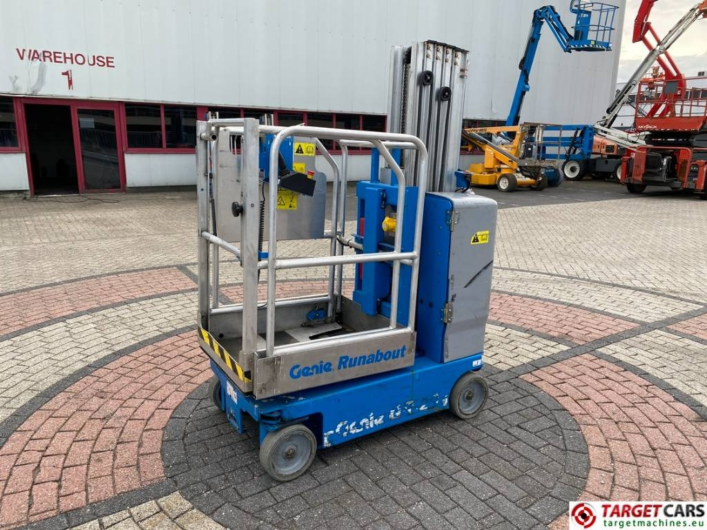 Genie GR-20 RunAbout El Vertical Mast Work Lift 802cm - Nacelle à mât vertical: photos 1 Genie GR-20 RunAbout El Vertical Mast Work Lift 802cm - Nacelle à mât vertical: photos 1