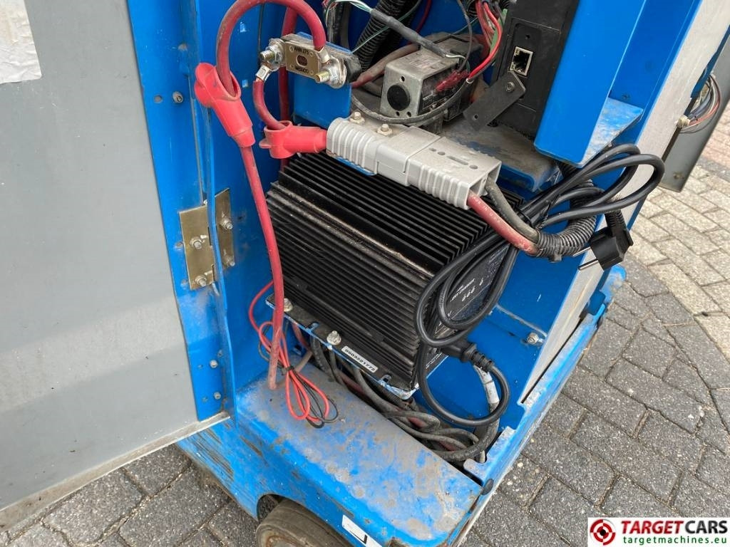 Genie GR-20 Runabout Vertical Mast Work Lift 802cm  - crédit-bail Genie GR-20 Runabout Vertical Mast Work Lift 802cm: photos 35