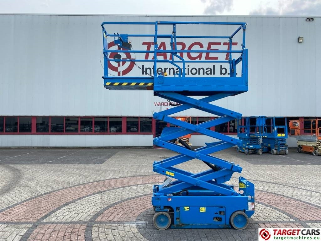 Genie GS-1932 Electric Scissor Work Lift 779cm - Nacelle ciseaux: photos 5 Genie GS-1932 Electric Scissor Work Lift 779cm - Nacelle ciseaux: photos 5