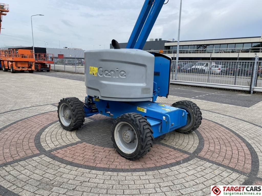 Nacelle articulée Genie Z-45/25J Diesel 4x4 Articulated Boom Lift 1605cm: photos 27 Nacelle articulée Genie Z-45/25J Diesel 4x4 Articulated Boom Lift 1605cm: photos 27