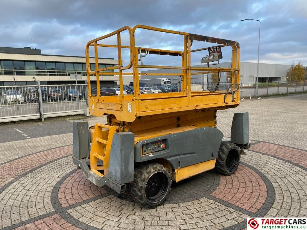 Haulotte Compact 12DX Diesel 4x4 Scissor Work Lift 1206cm - Nacelle ciseaux: photos 3 Haulotte Compact 12DX Diesel 4x4 Scissor Work Lift 1206cm - Nacelle ciseaux: photos 3