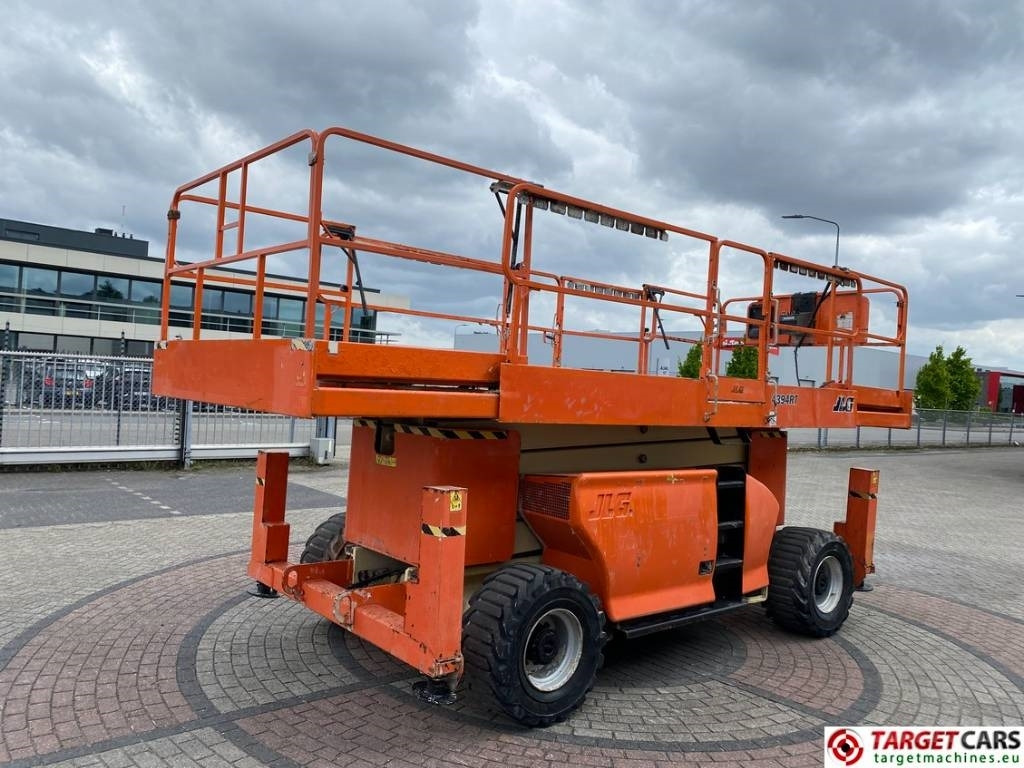 JLG 4394RT Diesel 4x4 Scissor Work Lift 1511cm - Nacelle ciseaux: photos 3 JLG 4394RT Diesel 4x4 Scissor Work Lift 1511cm - Nacelle ciseaux: photos 3