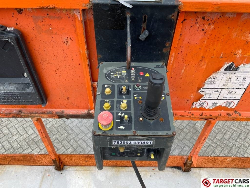 JLG 4394RT Diesel 4x4 Scissor Work Lift 1511cm - Nacelle ciseaux: photos 4 JLG 4394RT Diesel 4x4 Scissor Work Lift 1511cm - Nacelle ciseaux: photos 4