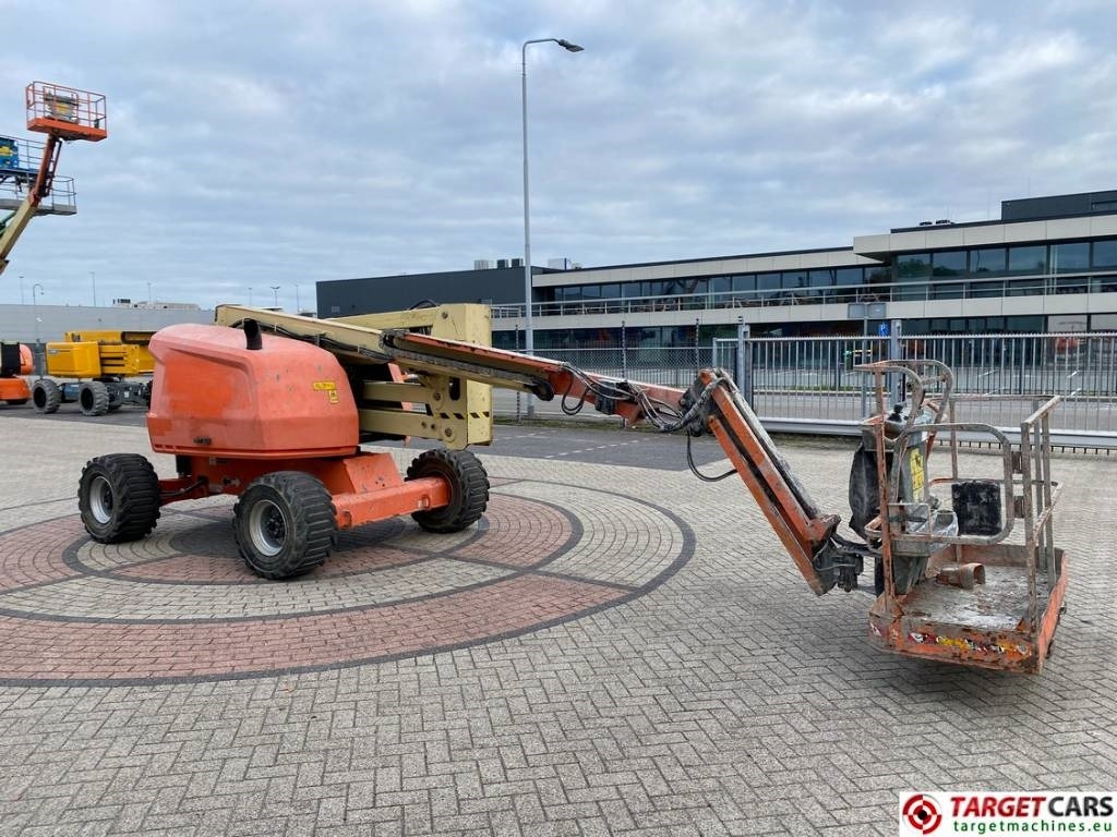 JLG 520AJ Articulated 4x4 Diesel Boom Work Lift 1800cm - Nacelle articulée: photos 2 JLG 520AJ Articulated 4x4 Diesel Boom Work Lift 1800cm - Nacelle articulée: photos 2