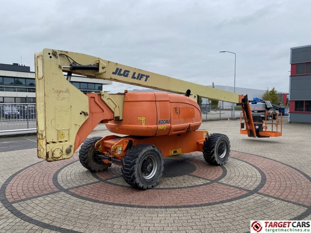 JLG 800AJ Articulated 4x4 Diesel Boom Work Lift 2638cm - Nacelle articulée: photos 3 JLG 800AJ Articulated 4x4 Diesel Boom Work Lift 2638cm - Nacelle articulée: photos 3