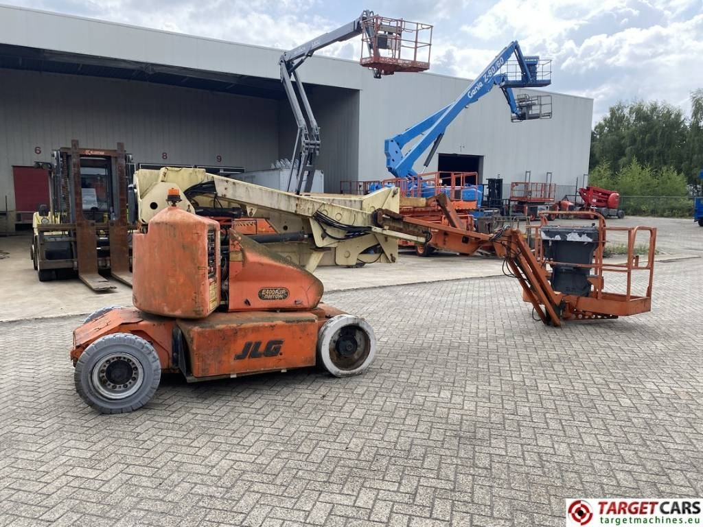 JLG E400AJPN Electric Articulated Boom Lift DEFECT - Nacelle articulée: photos 3 JLG E400AJPN Electric Articulated Boom Lift DEFECT - Nacelle articulée: photos 3