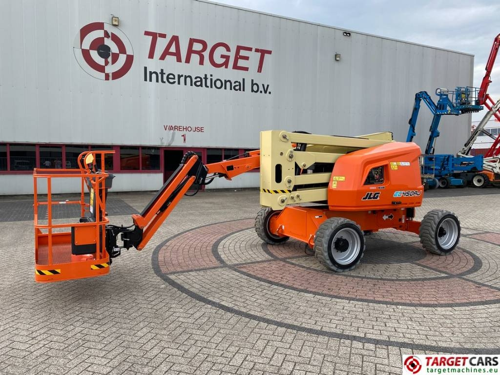 JLG EC450AJ Articulated El Lithium-Ion BoomLift 1572cm - Nacelle articulée: photos 1 JLG EC450AJ Articulated El Lithium-Ion BoomLift 1572cm - Nacelle articulée: photos 1