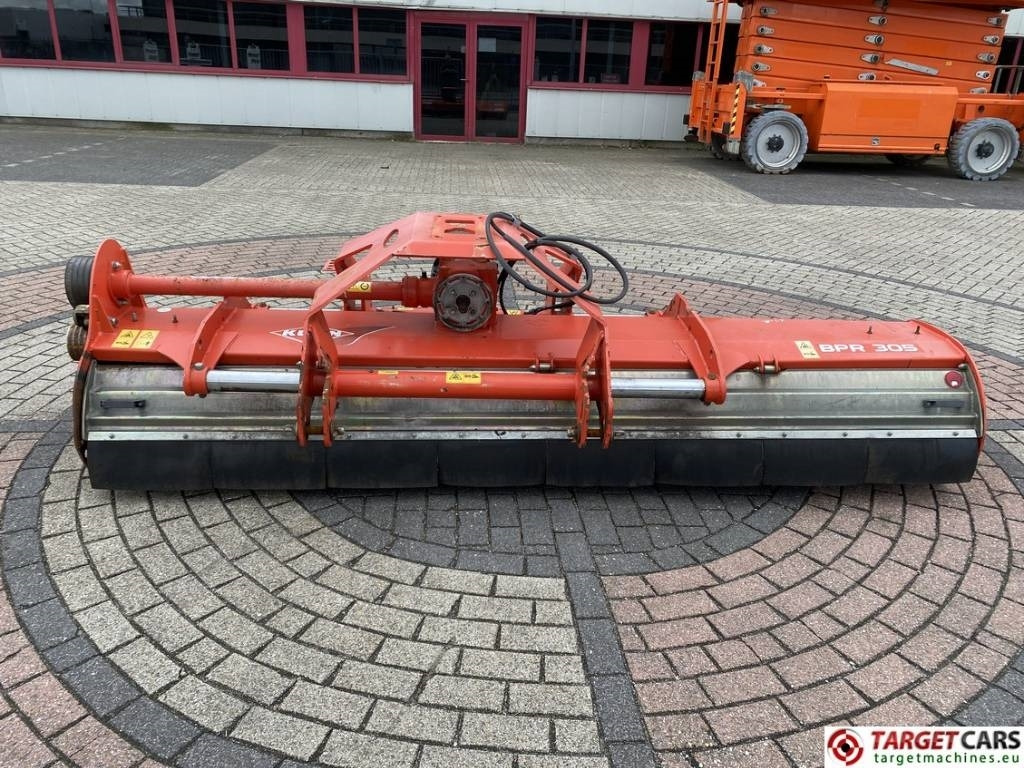 Kuhn BPR305 Flail Mowing Deck 305cm - Broyeur/ Épareuse: photos 1 Kuhn BPR305 Flail Mowing Deck 305cm - Broyeur/ Épareuse: photos 1