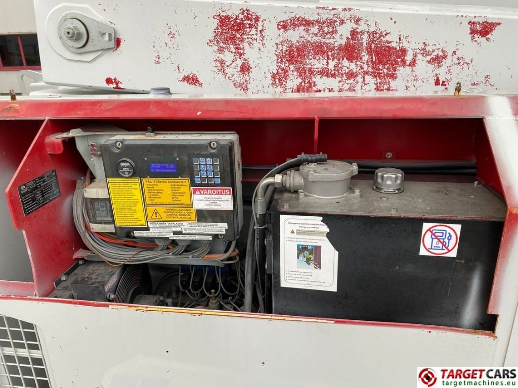 Nacelle ciseaux PB Lifttechnik S270-24E Electric 4x4 Scissor Work Lift 2725cm: photos 12 Nacelle ciseaux PB Lifttechnik S270-24E Electric 4x4 Scissor Work Lift 2725cm: photos 12