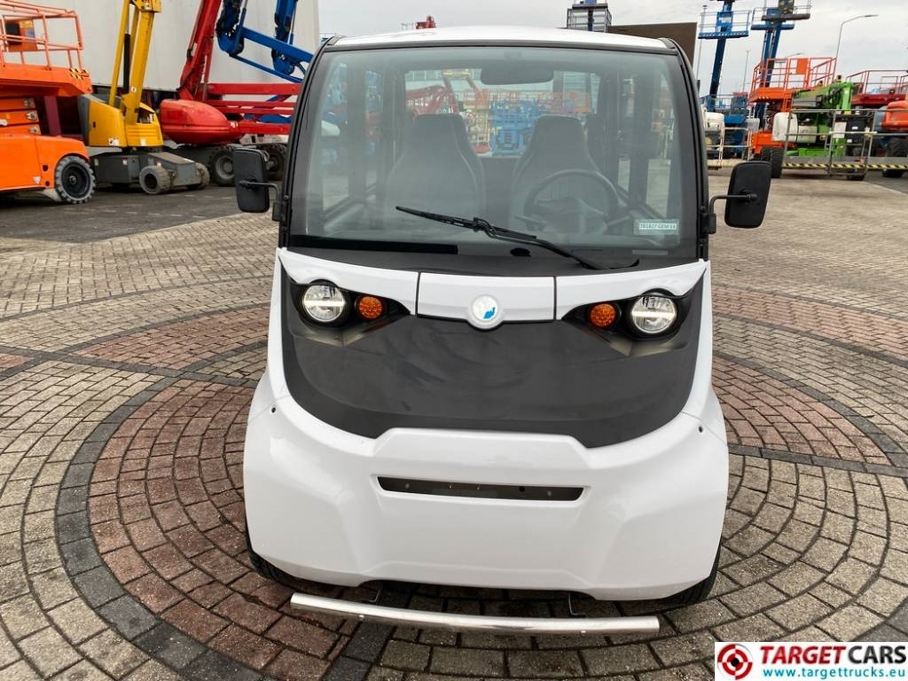 Polaris E4 Electric UTV Vehicle - Voiturette de golf: photos 2 Polaris E4 Electric UTV Vehicle - Voiturette de golf: photos 2