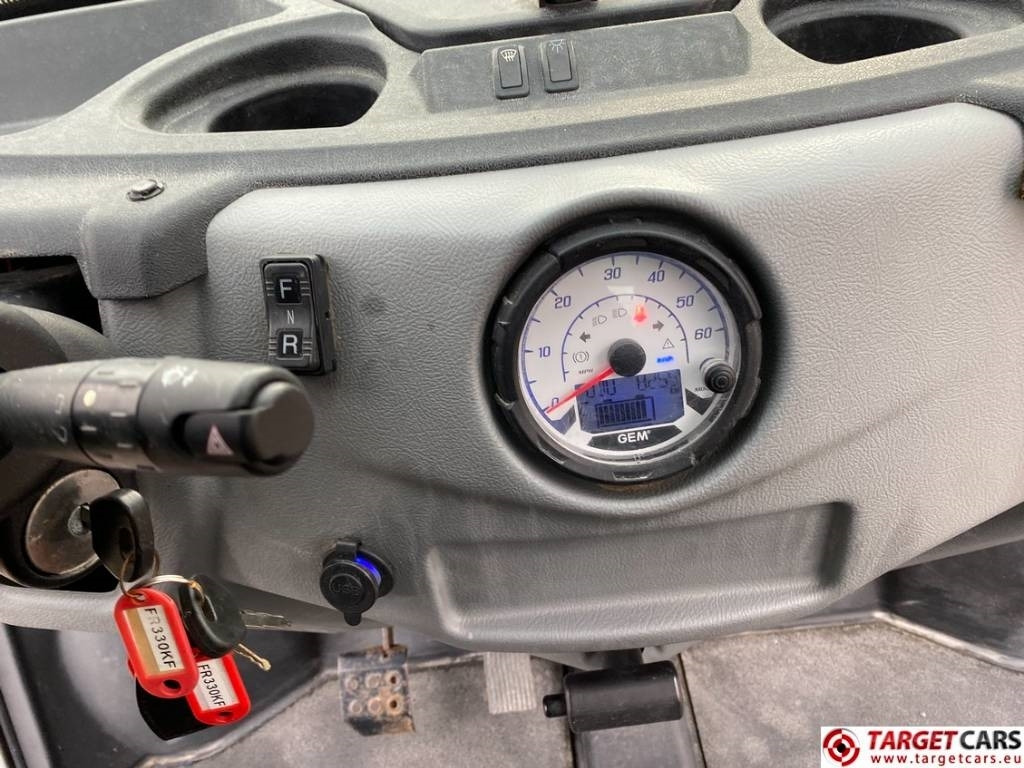 Voiture Polaris Gem E2 Electric UTV Vehicle Road Registration: photos 9 Voiture Polaris Gem E2 Electric UTV Vehicle Road Registration: photos 9