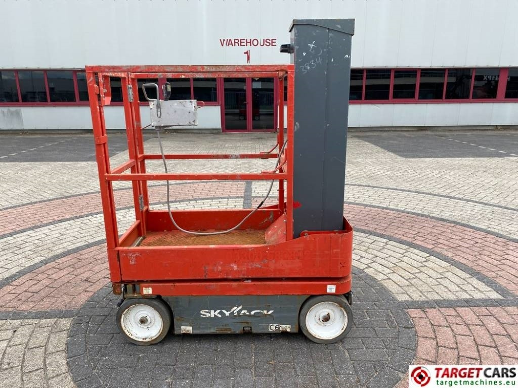 SkyJack SJ16 Electric Vertical Mast Work Lift 675cm - Nacelle à mât vertical: photos 5 SkyJack SJ16 Electric Vertical Mast Work Lift 675cm - Nacelle à mât vertical: photos 5