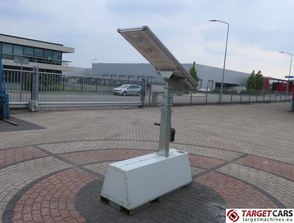 Trime X-Polar Solar Panel 50W Led Tower Light - Mat d'éclairage: photos 3 Trime X-Polar Solar Panel 50W Led Tower Light - Mat d'éclairage: photos 3