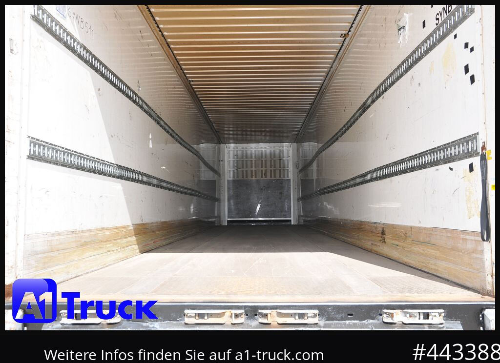 KRONE SDK 27, Koffer, 1 Vorbesitzer, Plywood, 3x vorhanden - Semi-remorque fourgon: photos 4 KRONE SDK 27, Koffer, 1 Vorbesitzer, Plywood, 3x vorhanden - Semi-remorque fourgon: photos 4