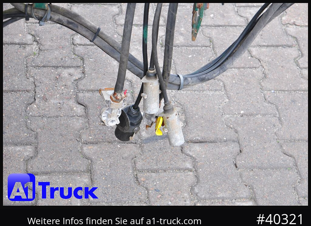 MUELLER-MITTELTAL ETU-TA 13.5 Tandem, Twistlock, Container - Remorque porte-engin surbaissée: photos 4 MUELLER-MITTELTAL ETU-TA 13.5 Tandem, Twistlock, Container - Remorque porte-engin surbaissée: photos 4