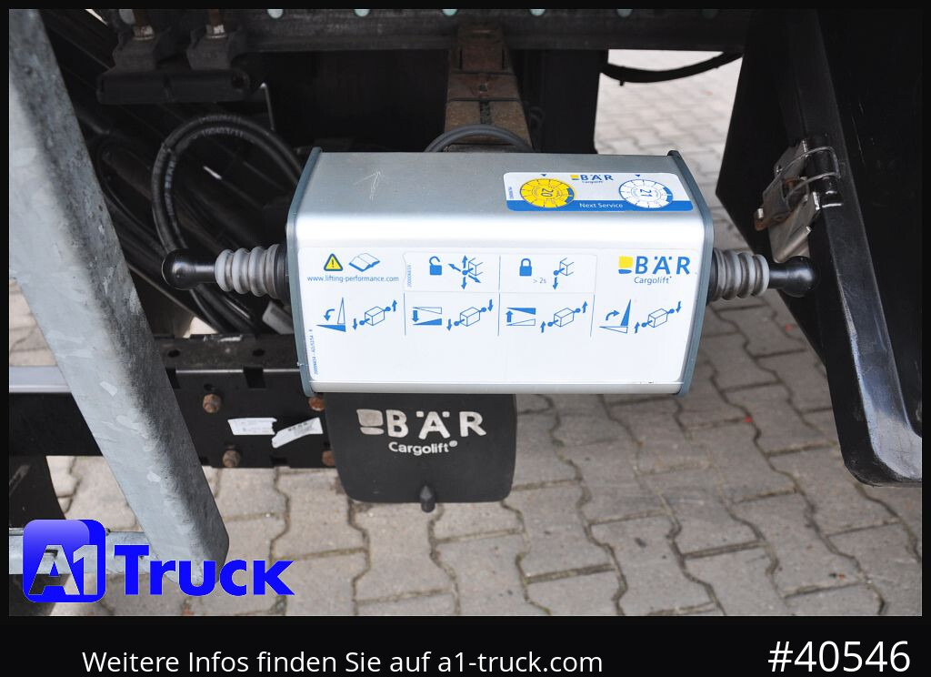 SCHMITZ S01, Speed Curtain, Getränke VDI 2700, Ladebordwand - Semi-remorque rideaux coulissants: photos 3 SCHMITZ S01, Speed Curtain, Getränke VDI 2700, Ladebordwand - Semi-remorque rideaux coulissants: photos 3