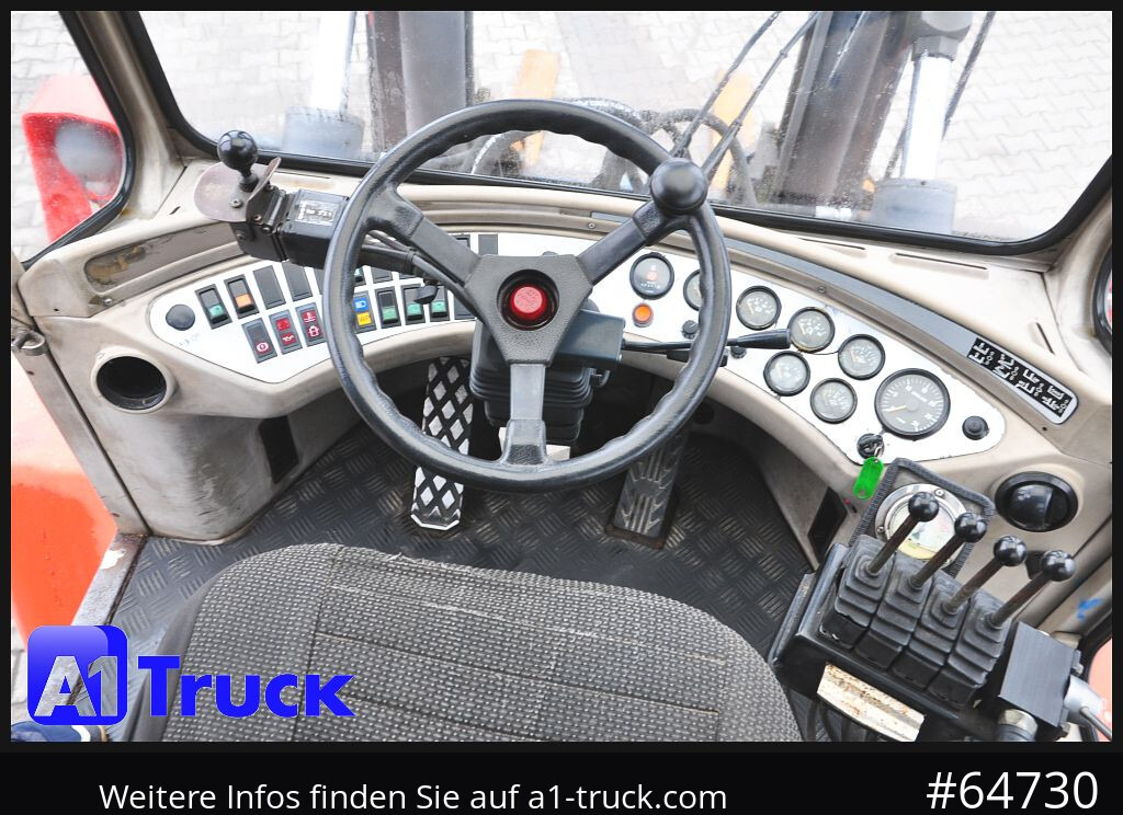 SVETRUCK Kalmar Svetruck 1260-30 Zinkenverstellung - Chariot élévateur diesel: photos 4 SVETRUCK Kalmar Svetruck 1260-30 Zinkenverstellung - Chariot élévateur diesel: photos 4