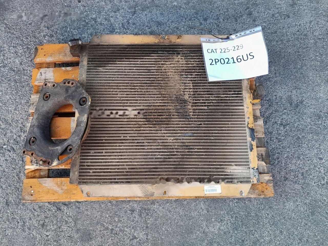 (2P0216) CATERPILLAR 225 - Radiateur pour Pelle: photos 1 (2P0216) CATERPILLAR 225 - Radiateur pour Pelle: photos 1