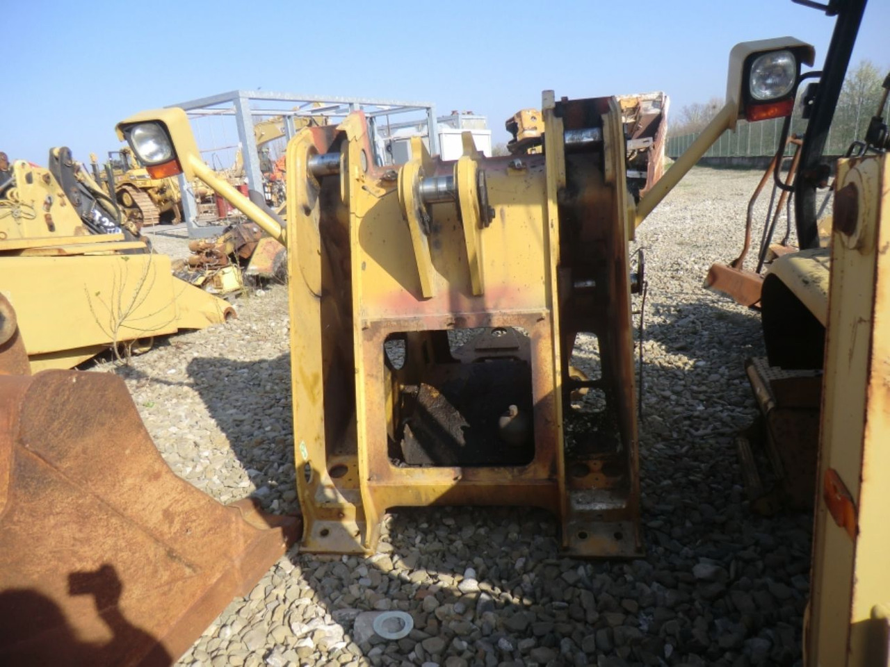 Caterpillar 962H TELAIO ANTERIORE - Frame/ Châssis pour Engins de chantier: photos 2 Caterpillar 962H TELAIO ANTERIORE - Frame/ Châssis pour Engins de chantier: photos 2