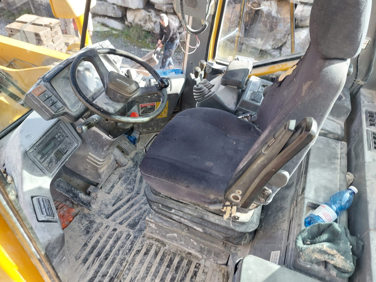 Chargeuse sur pneus KAWASAKI 115ZV-2: photos 7