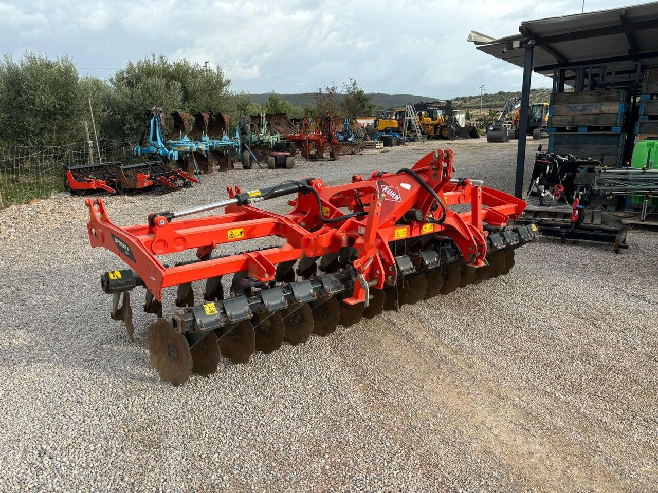 Kuhn OPTIMER +403R - Cover crop: photos 2 Kuhn OPTIMER +403R - Cover crop: photos 2