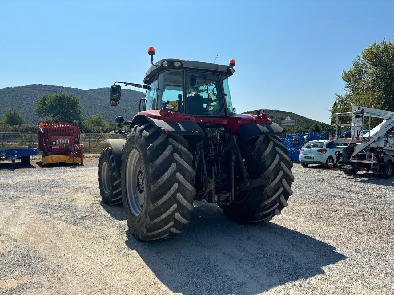 Massey Ferguson 7 S DYNA EFFICIENT - Tracteur agricole: photos 5 Massey Ferguson 7 S DYNA EFFICIENT - Tracteur agricole: photos 5