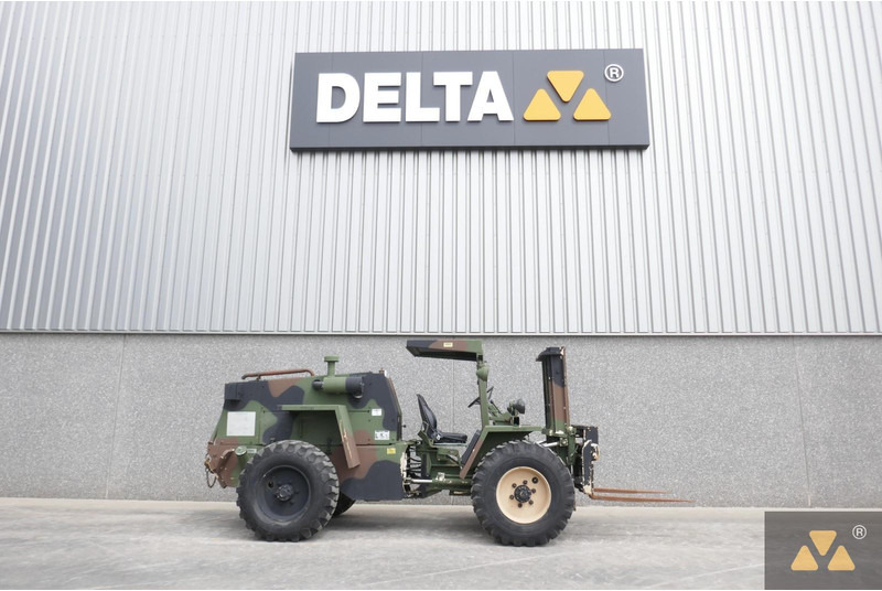 Case M4K Ex-army - Chariot tout terrain: photos 2 Case M4K Ex-army - Chariot tout terrain: photos 2