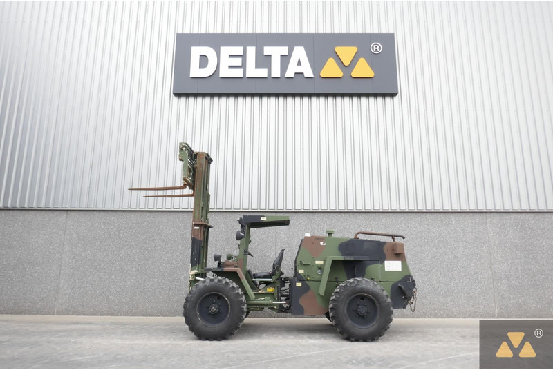 Case M4K Ex-army - Chariot tout terrain: photos 1 Case M4K Ex-army - Chariot tout terrain: photos 1