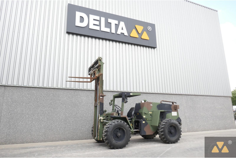 Case M4K Ex-army - Chariot tout terrain: photos 3 Case M4K Ex-army - Chariot tout terrain: photos 3