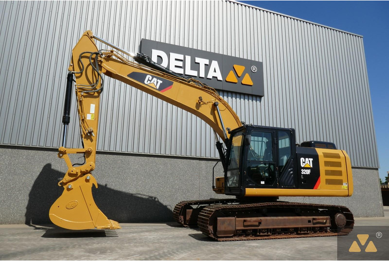 Caterpillar 320FL - Pelle sur chenille: photos 3 Caterpillar 320FL - Pelle sur chenille: photos 3