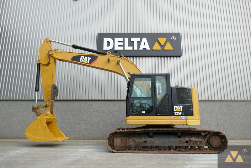 Caterpillar 325F LCR - Pelle sur chenille: photos 1 Caterpillar 325F LCR - Pelle sur chenille: photos 1