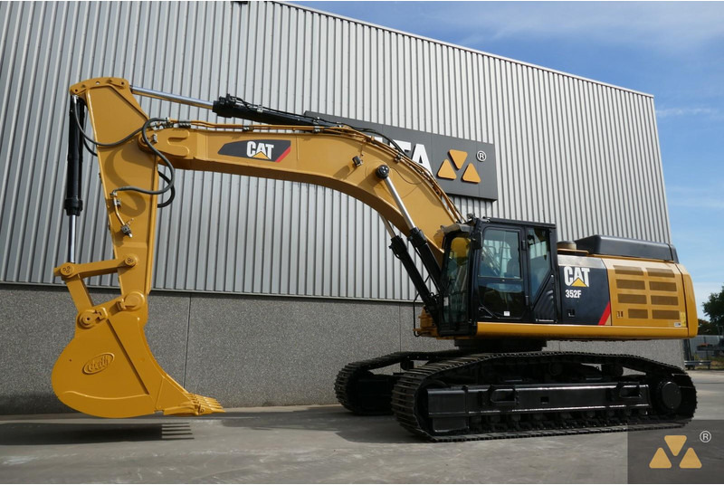 Caterpillar 352F - Pelle sur chenille: photos 3 Caterpillar 352F - Pelle sur chenille: photos 3